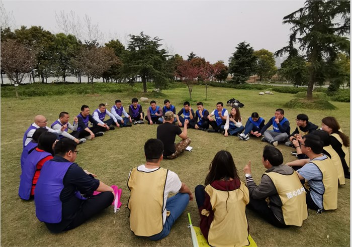 “三石立信”春游拓展体验心得